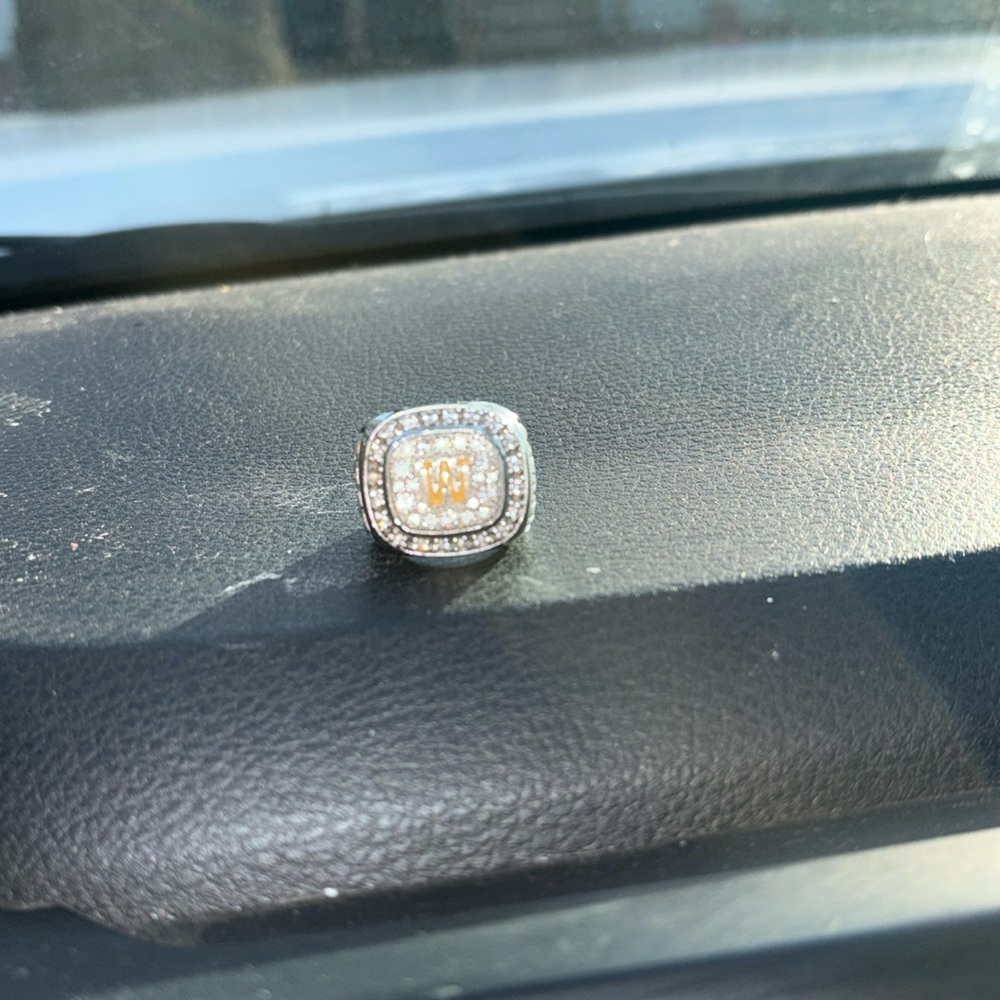 Class ring